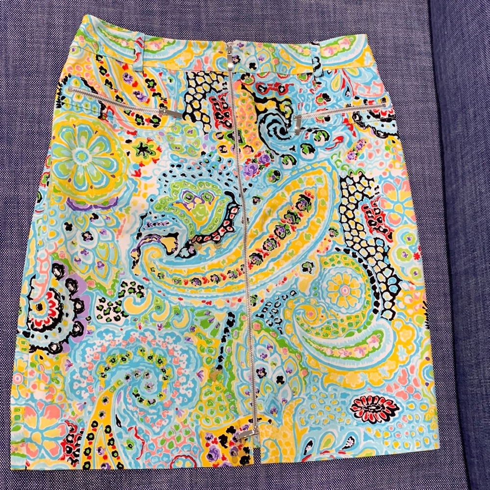 CARLISLE skirt colorful like new.